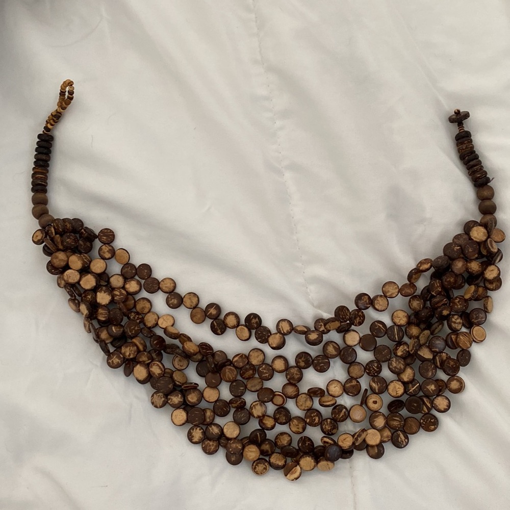 Brown/tan necklace - Picture 3 of 5